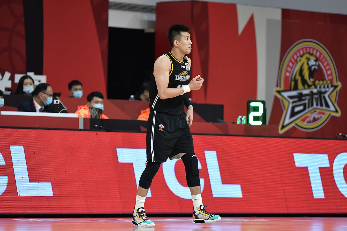 明星风采展示CBA联赛开赛燃烧赛场(27日讯cba全明星嘉年华表演赛中国)