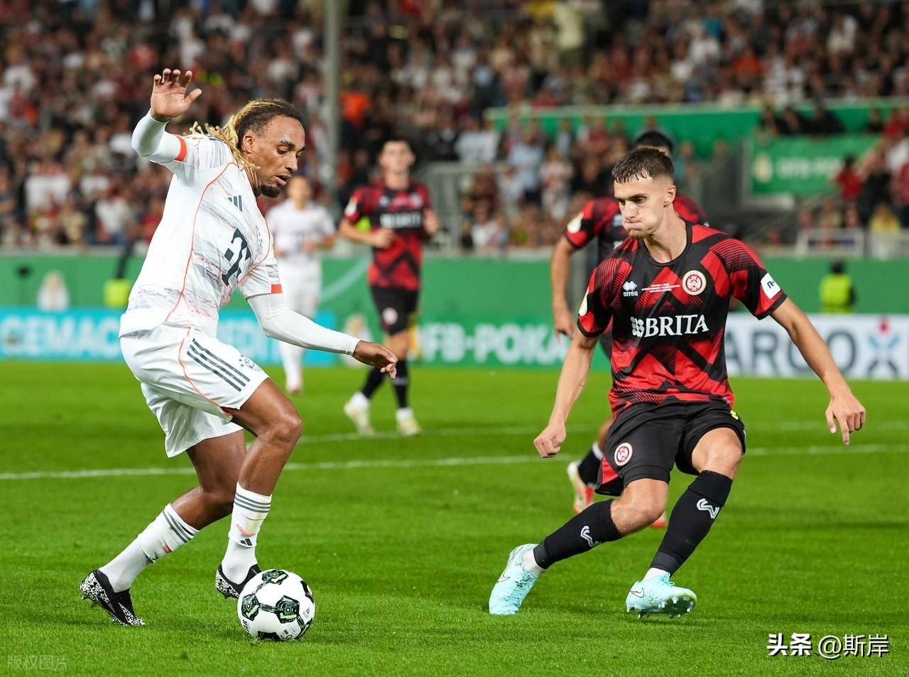 九州娱乐-包含拜仁慕尼黑逆转战胜汉诺威，实力卓越的词条