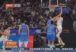 九州娱乐-雄鹿队完胜卫冕冠军，豪取关键胜利