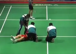 球队在比赛中一路高歌猛进，展现出色表现(面对这么多的困难,球队怎么能赢得比赛呢?)